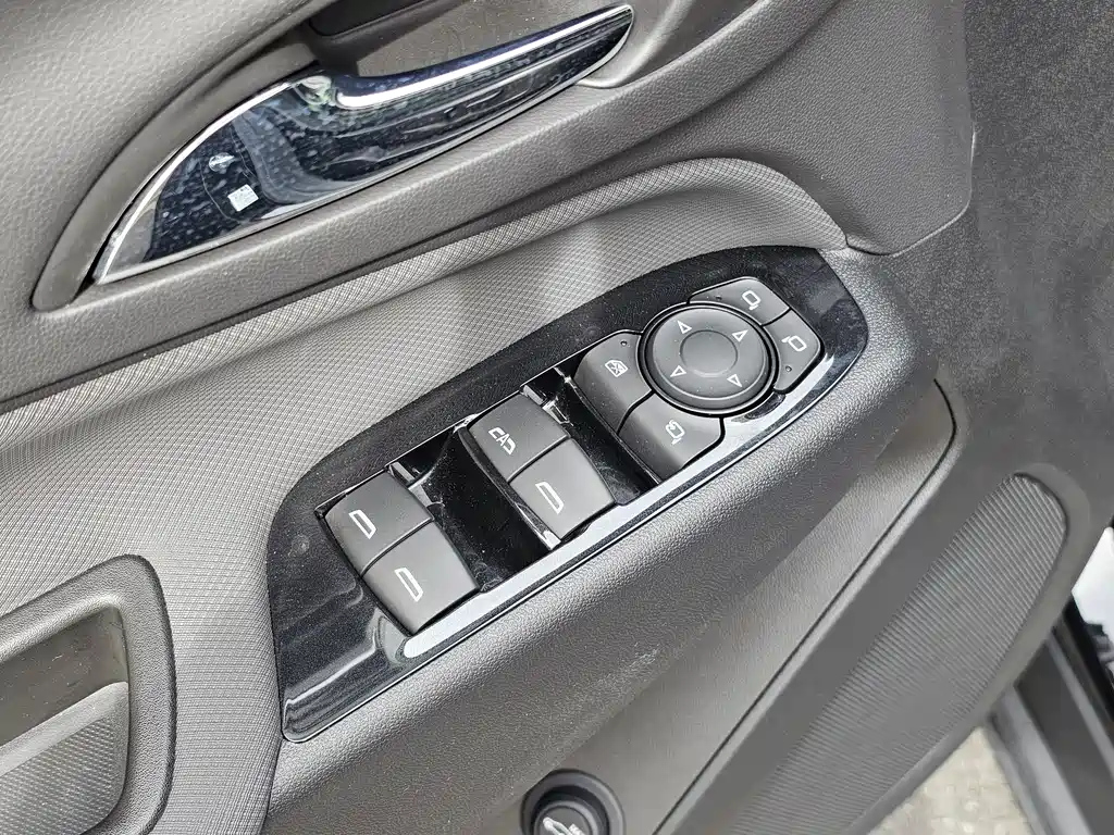 CHEVROLET EXPLORER 2024