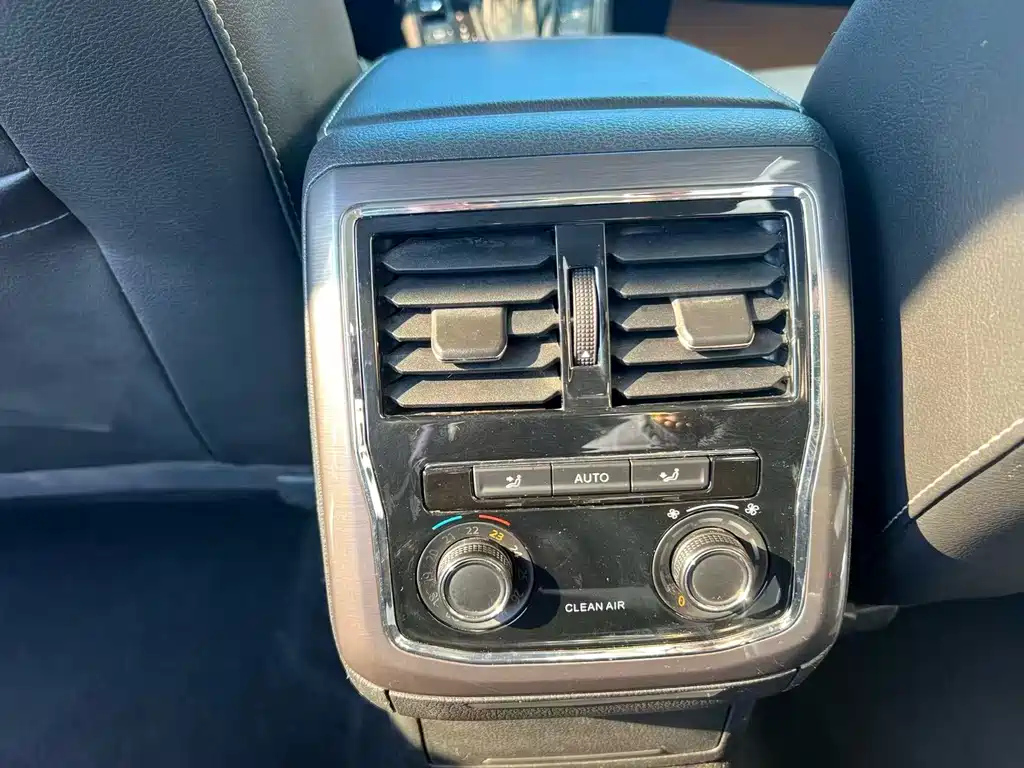 VOLKSWAGEN PASSAT 2019