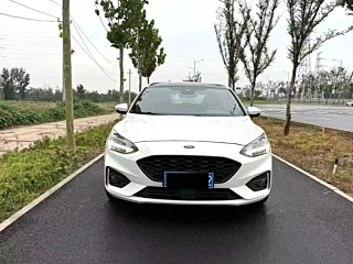 FORD FOCUS  2020