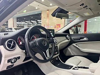 MERCEDES BENZ GLA 2016