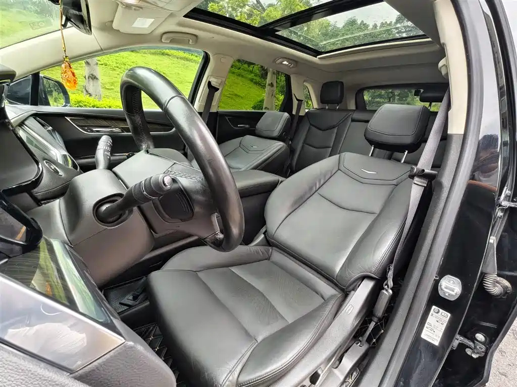 CADILLAC XT5 2018