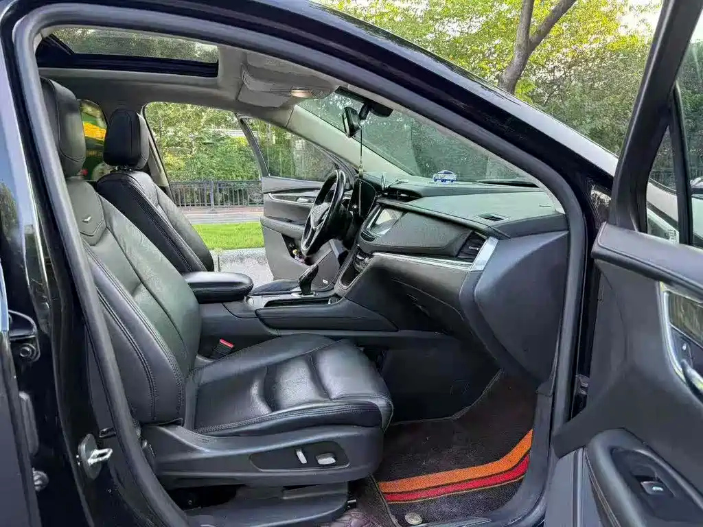 CADILLAC XT5 2018