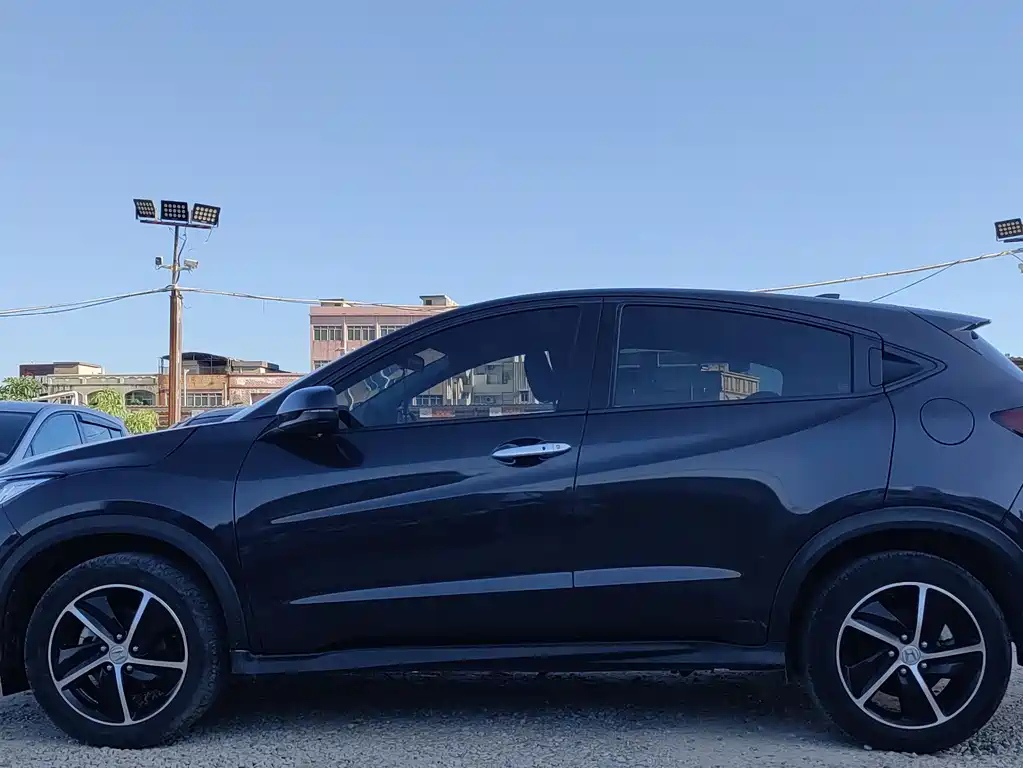 HONDA VEZEL 2021