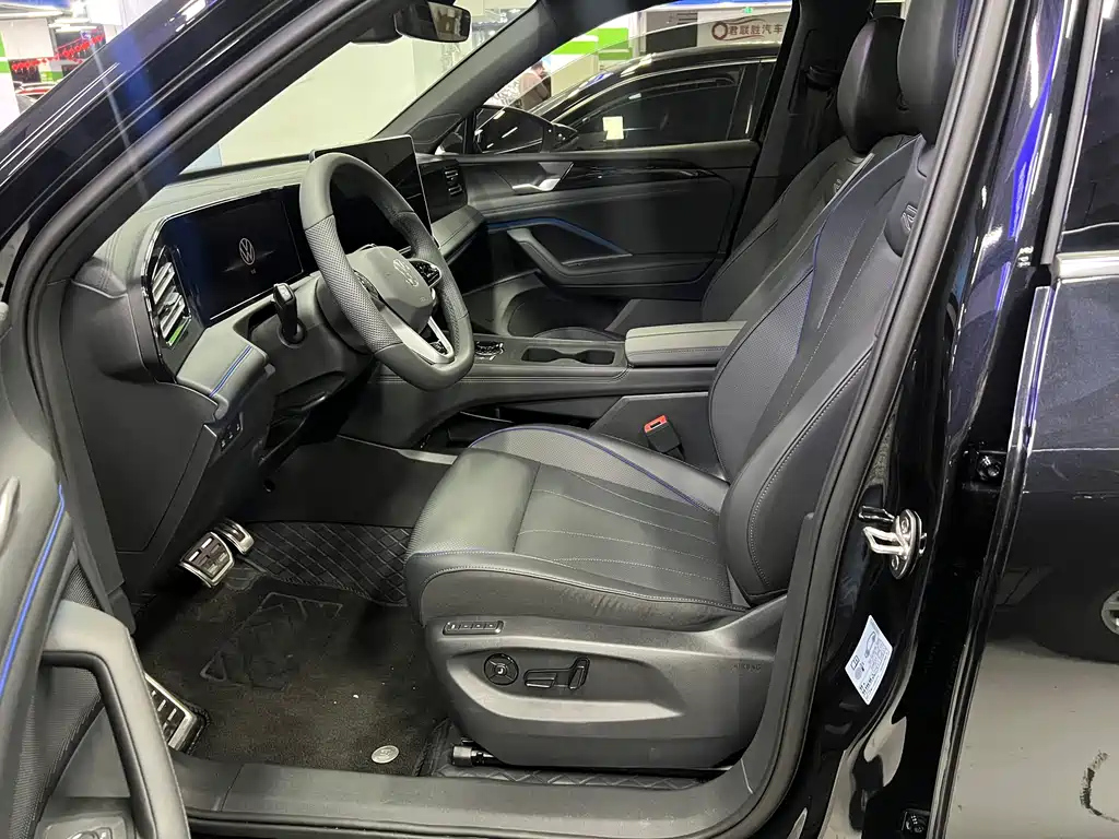 VOLKSWAGEN TIGUAN L 2025