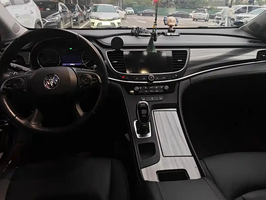 BUICK LACROSSE 2021