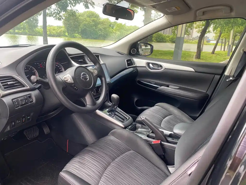 NISSAN SYLPHY 2021