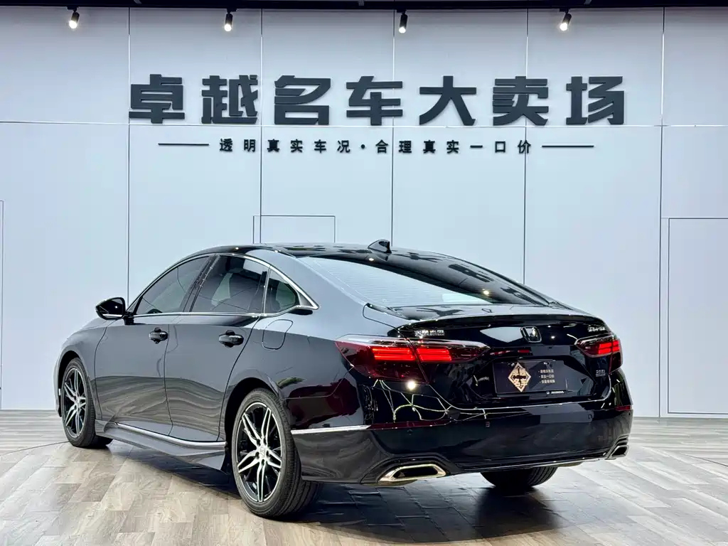 HONDA INSPIRE 2022