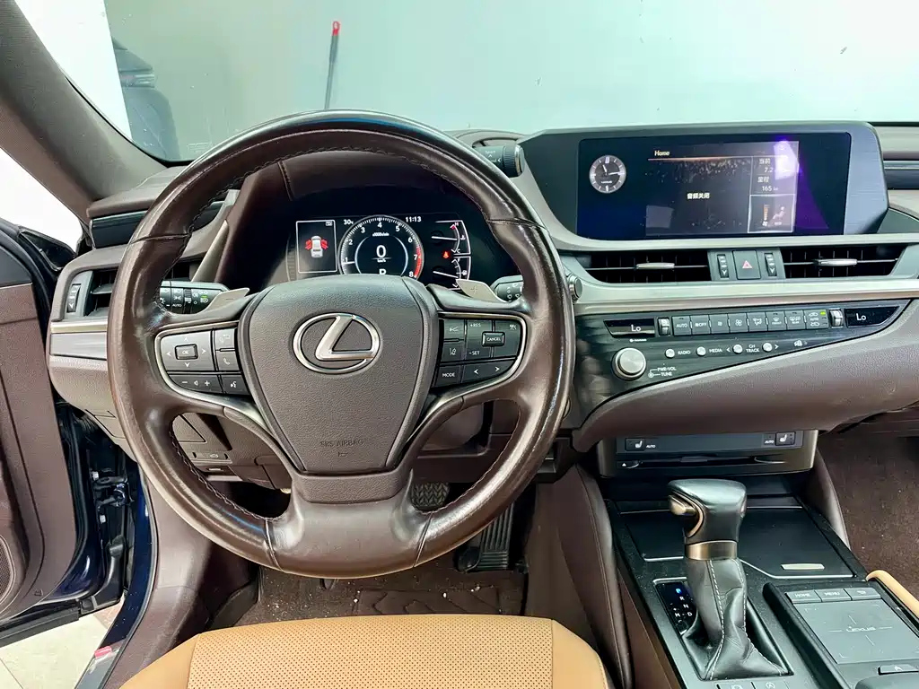 LEXUS ES 2021
