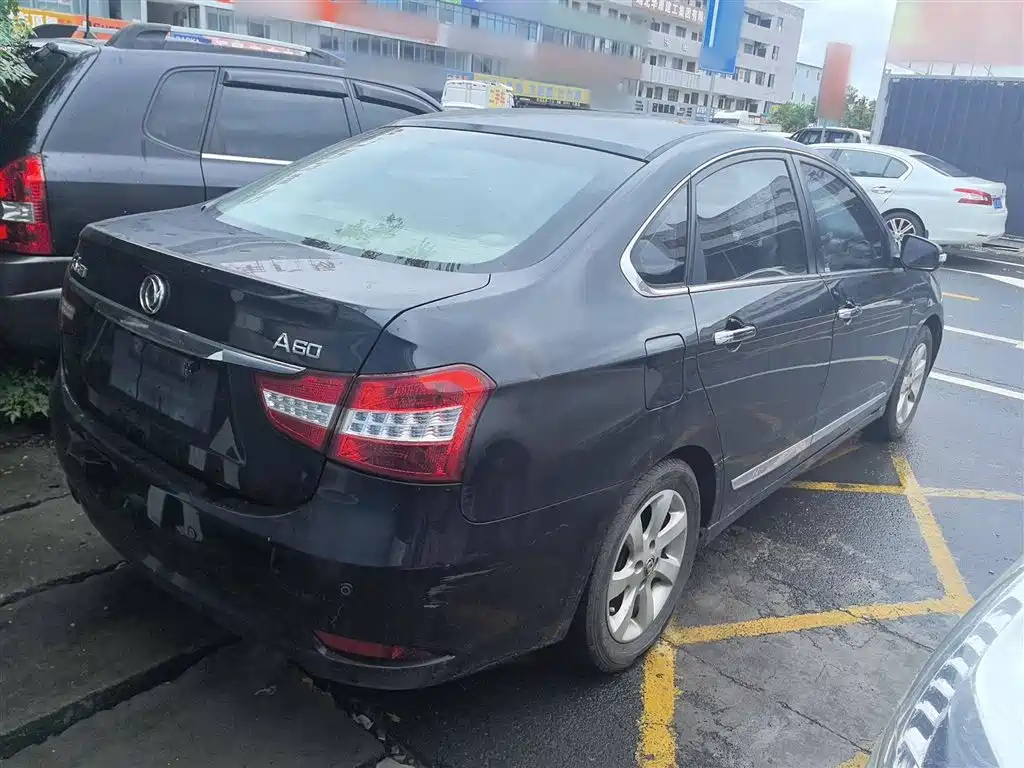 DONGFENG AEOLUS A60 2014