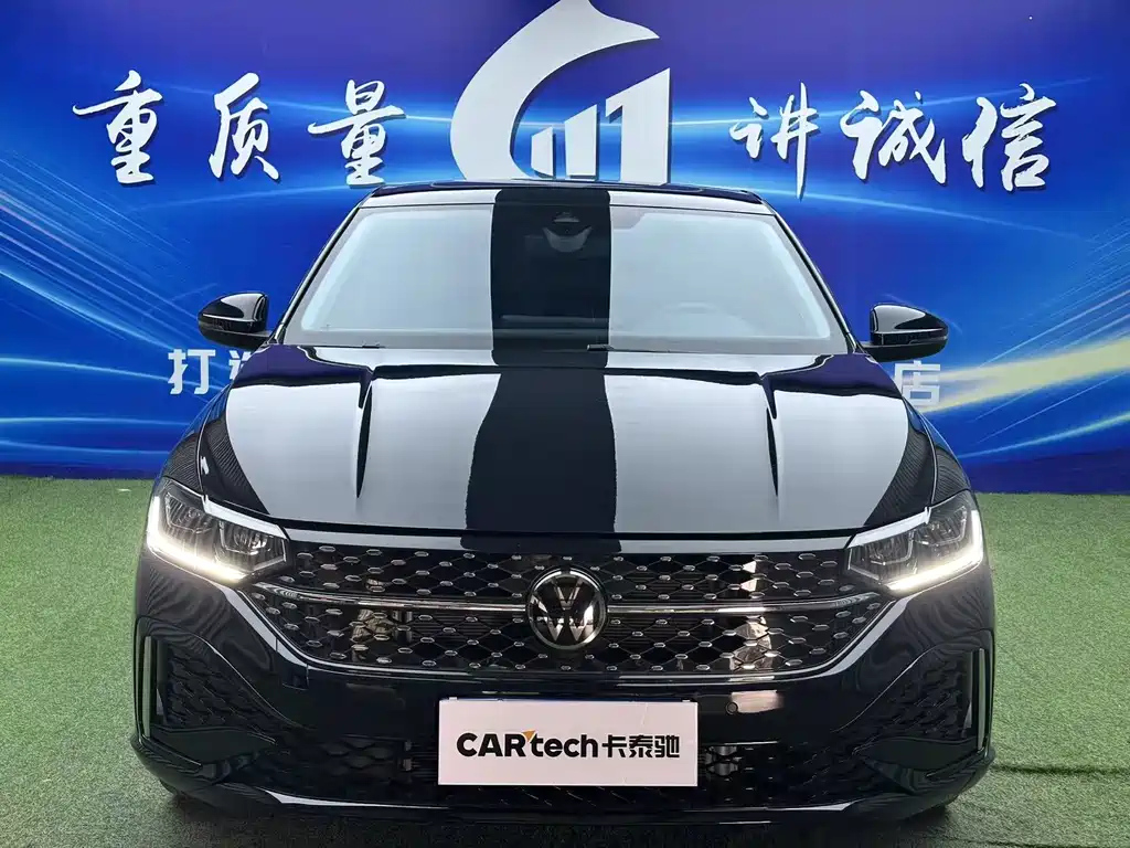 VOLKSWAGEN LAVIDA 2024