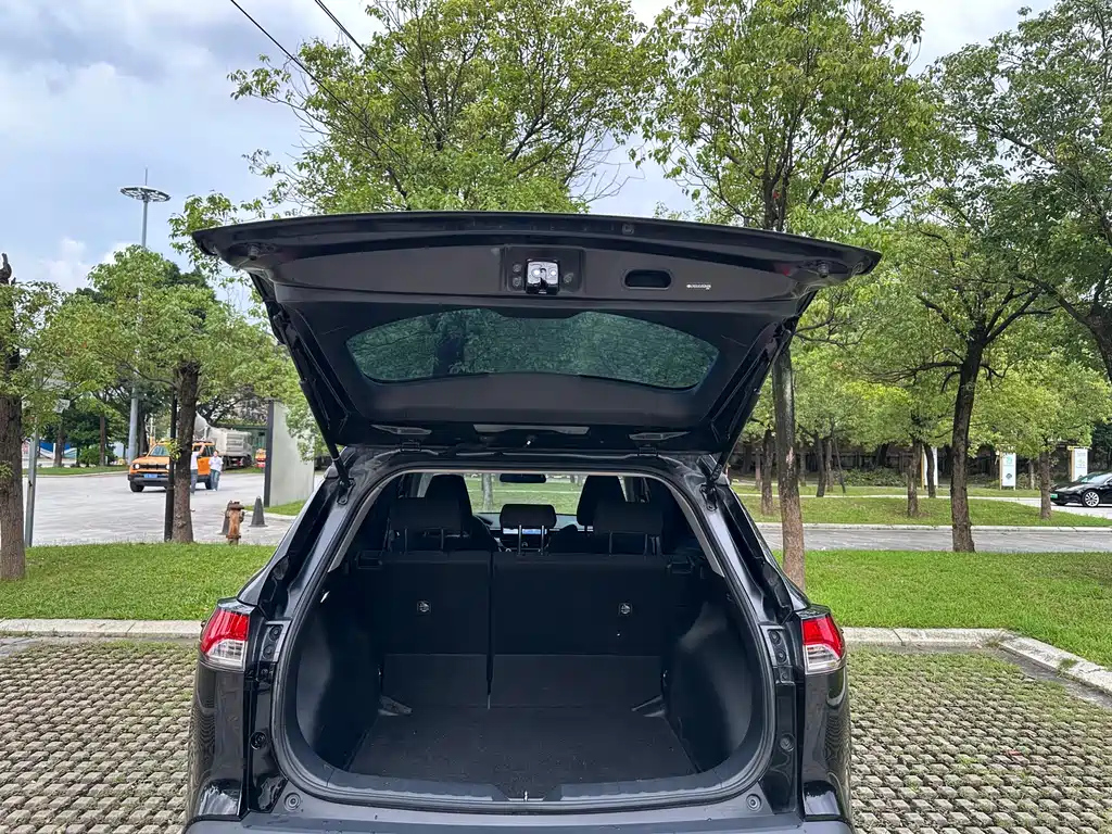 TOYOTA FRONTLANDER 2023