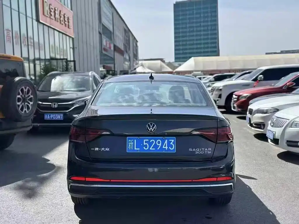 VOLKSWAGEN SAGITAR 2025