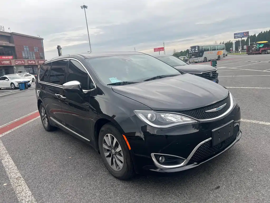 CHRYSLER BIG 捷龙PHEV IMPO 2024