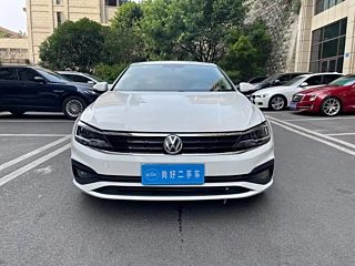 VOLKSWAGEN LAMANDO  2021