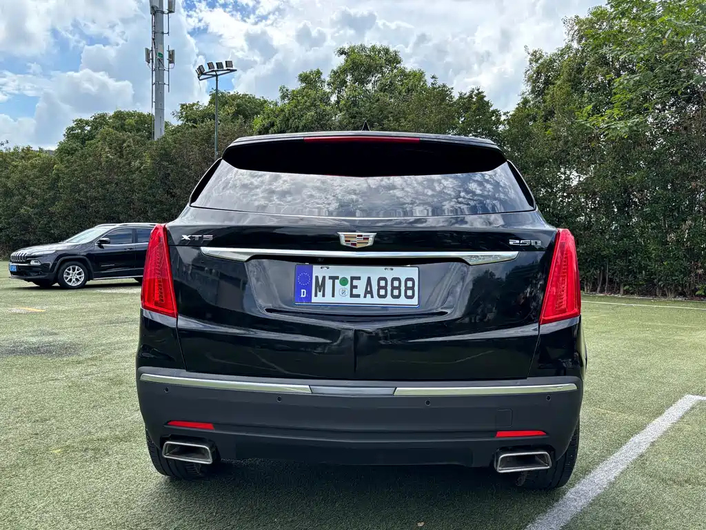 CADILLAC XT5 2016