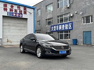 VOLKSWAGEN PASSAT 2020