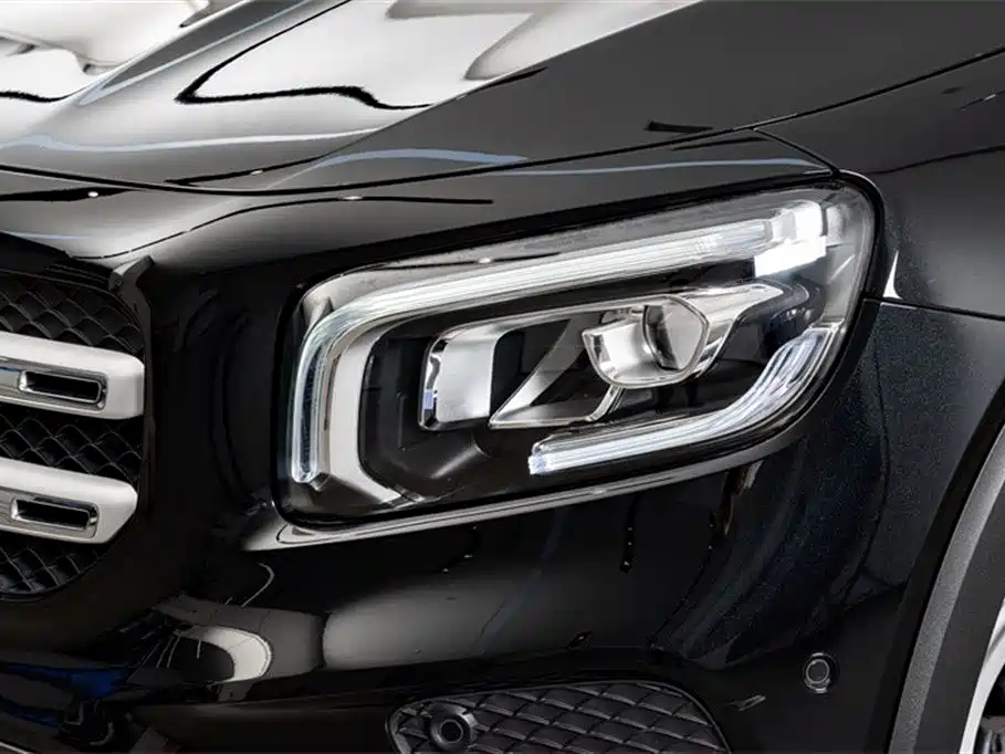 MERCEDES BENZ GLB 2023