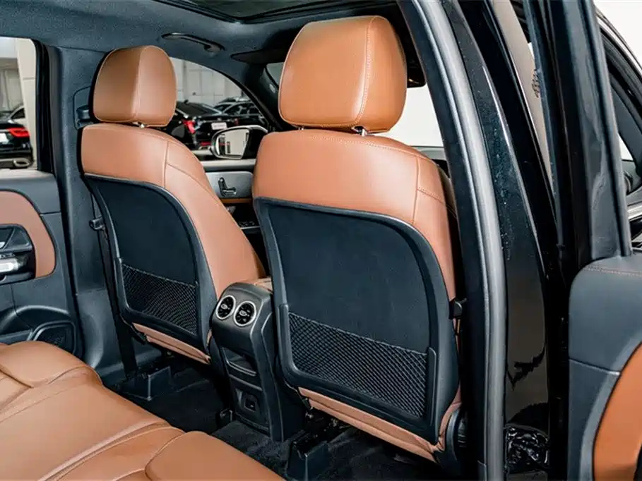 MERCEDES BENZ GLB 2023