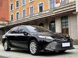 TOYOTA CAMRY 2018
