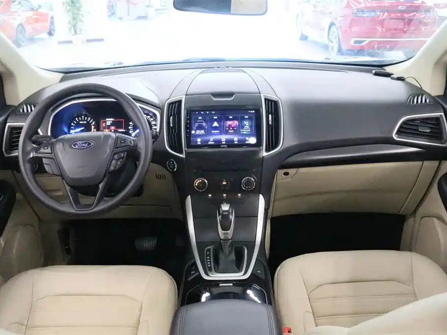 FORD EDGE 2019