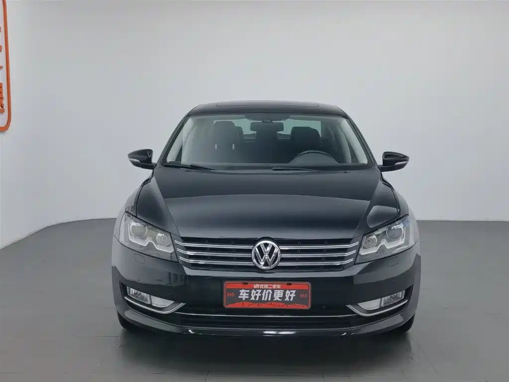VOLKSWAGEN PASSAT 2014