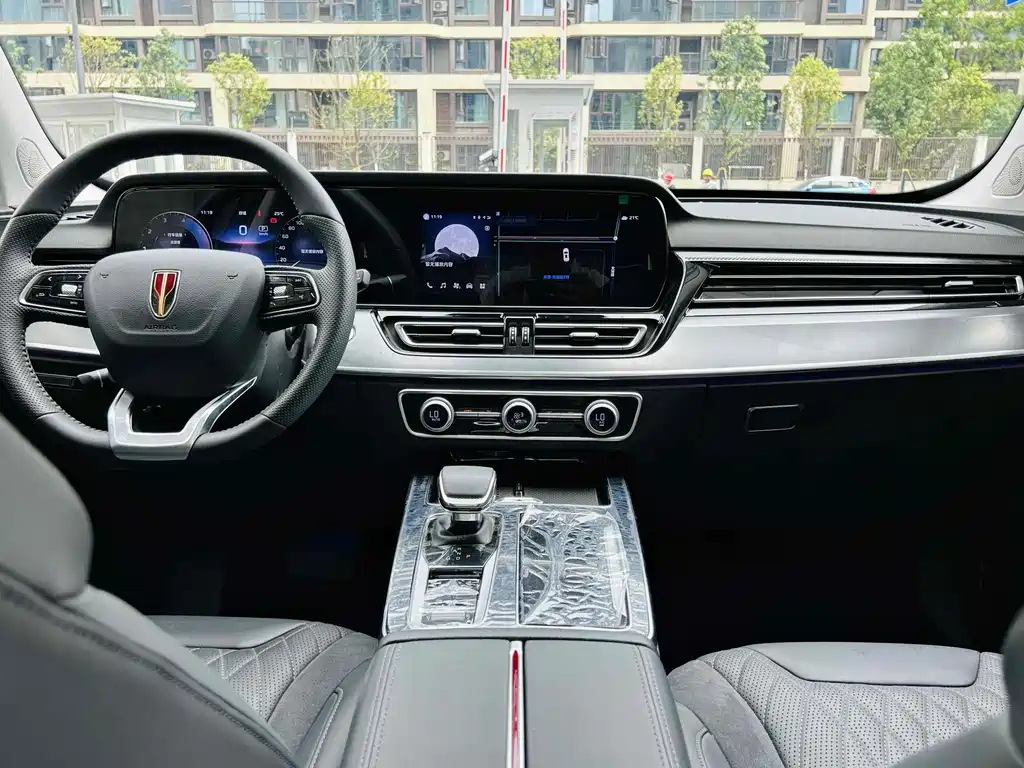HONGQI HS5 2023
