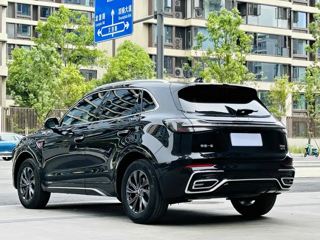 HONGQI HS5 2023