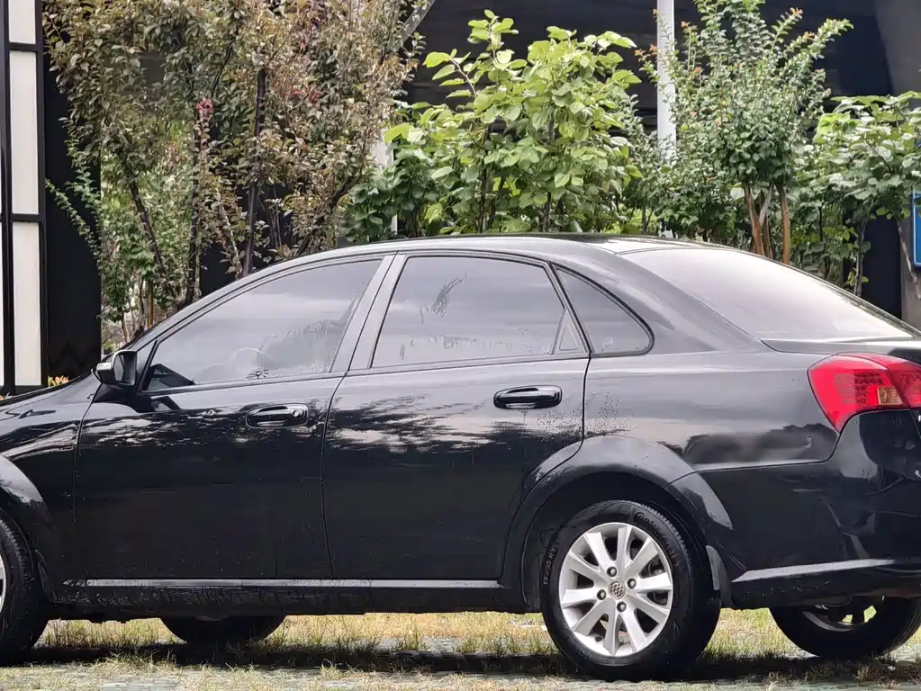 BUICK EXCELLE 2011