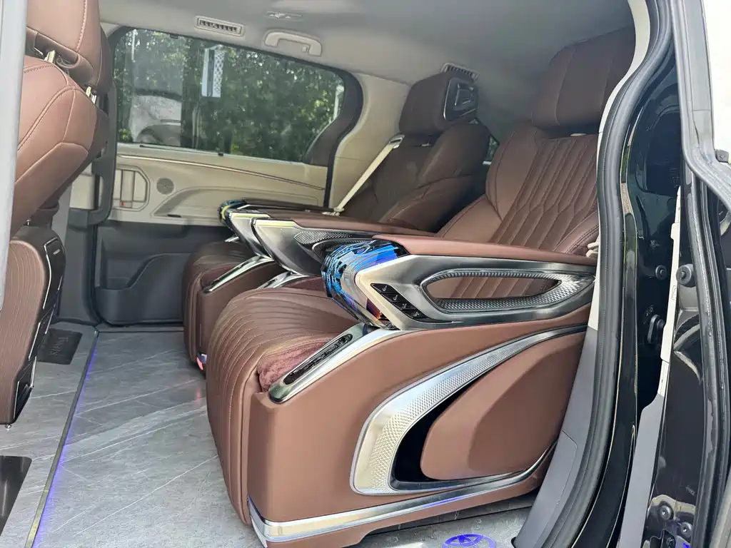 TOYOTA SIENNA SIENNA 2024