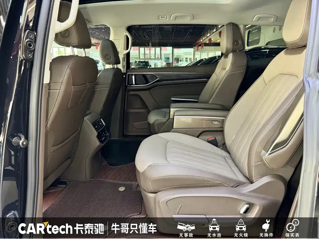 VOLKSWAGEN VILORAN 2022