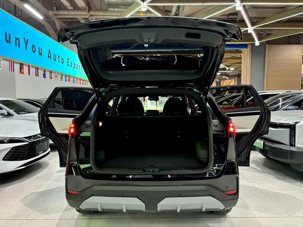 GEELY GALAXY GALAXY L7 2023