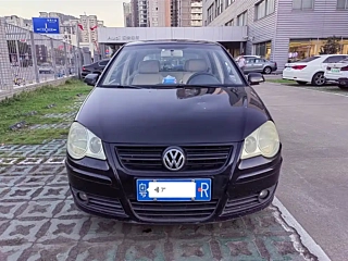 VOLKSWAGEN POLO 2010