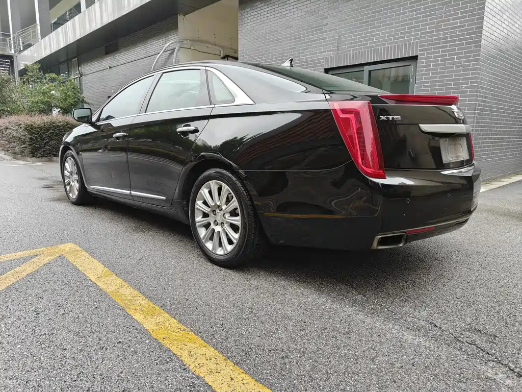 CADILLAC XTS 2016