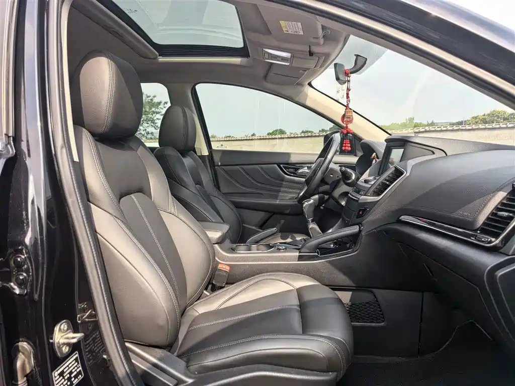 DONGFENG AEOLUS AX7 2019