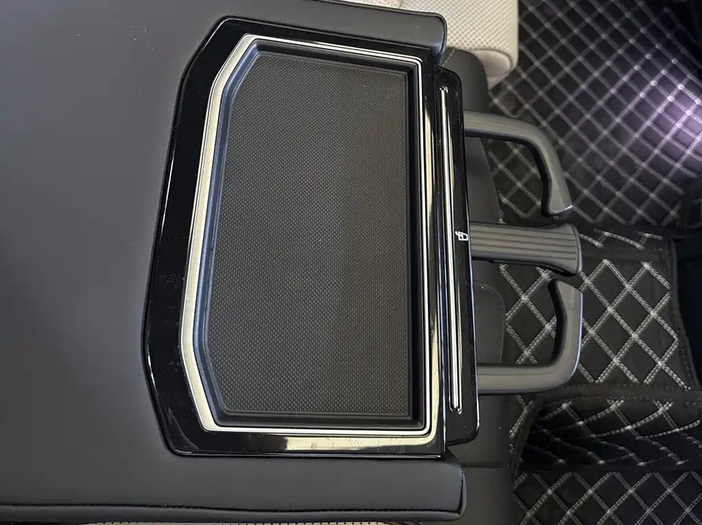 VOLKSWAGEN MAGOTAN 2024