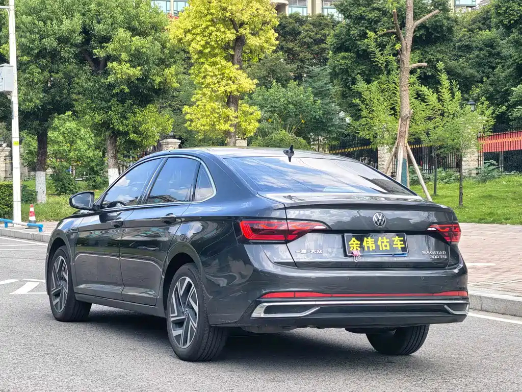 VOLKSWAGEN SAGITAR 2023