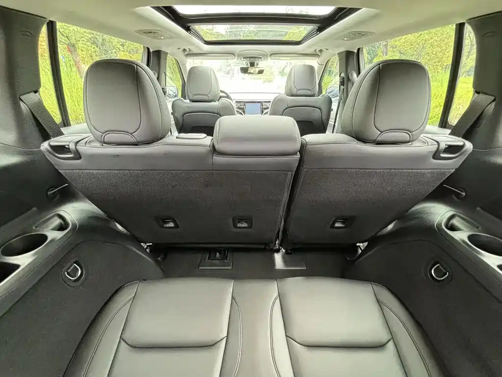 JEEP BIG 指挥官 2022