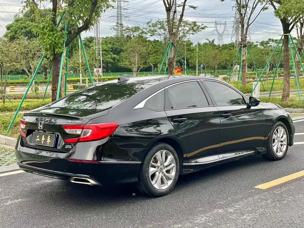 HONDA ACCORD 2018