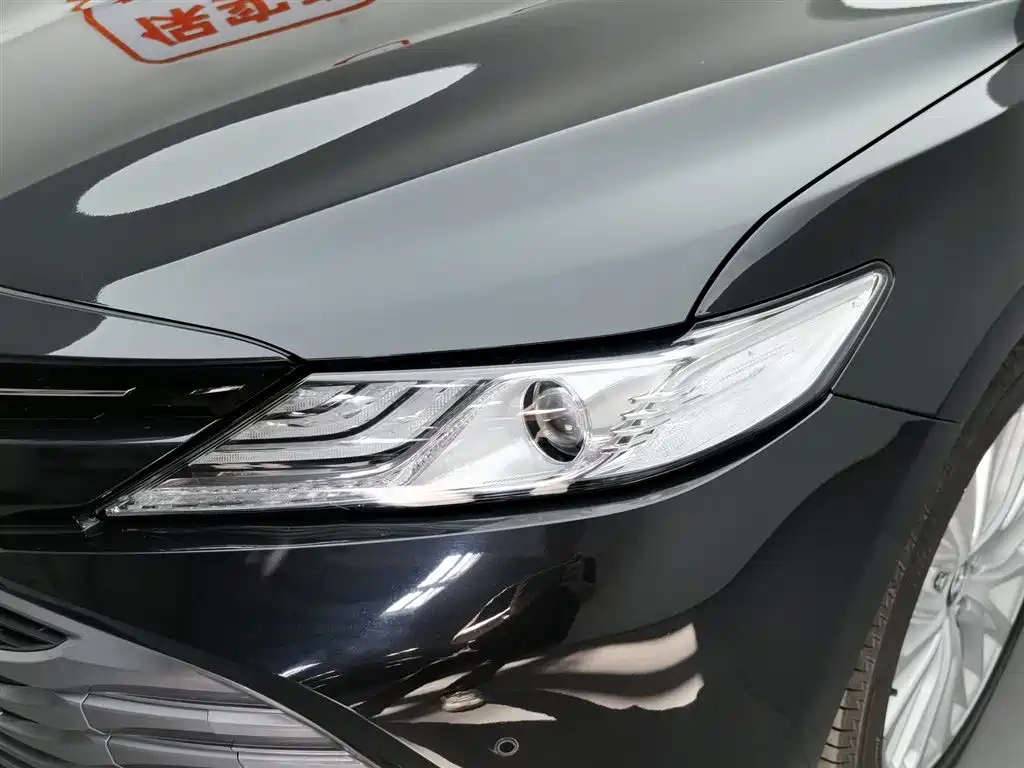 TOYOTA CAMRY 2019
