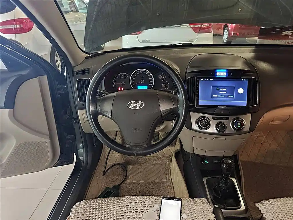 HYUNDAI CELESTA 2015