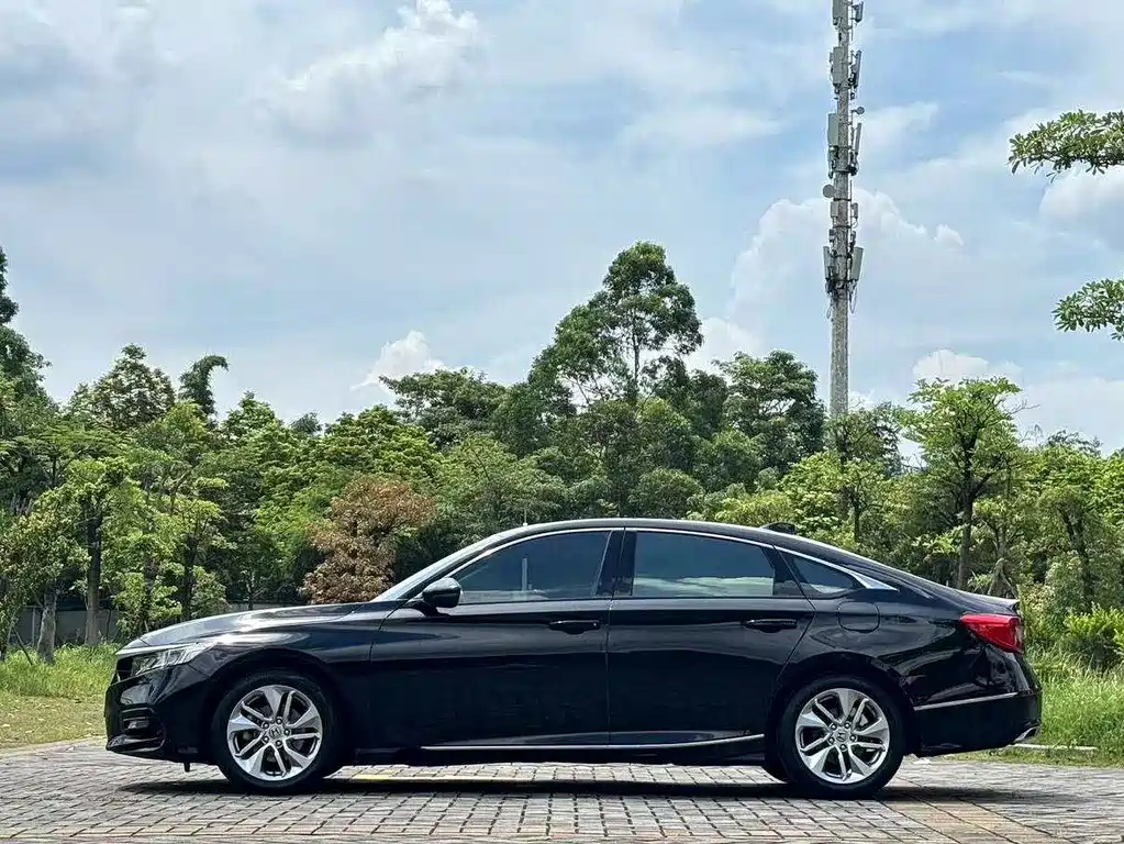 HONDA ACCORD 2018