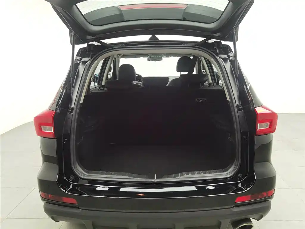 HAVAL M6 2017