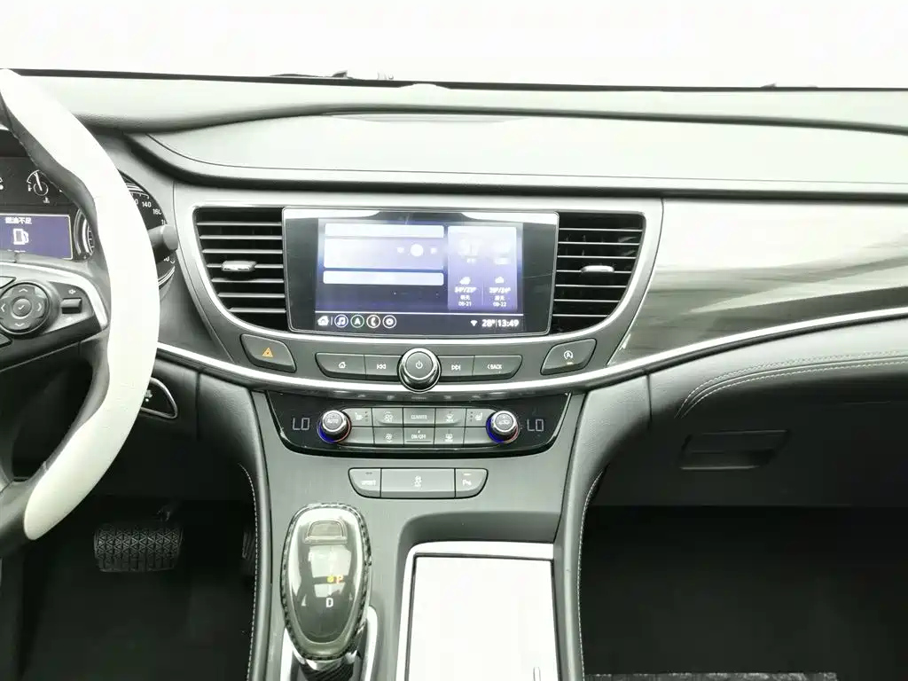 BUICK LACROSSE 2022