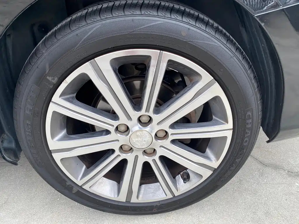PEUGEOT 408 2014