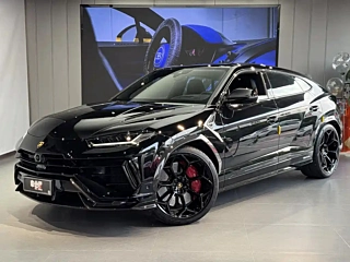 Заказать LAMBORGHINI URUS