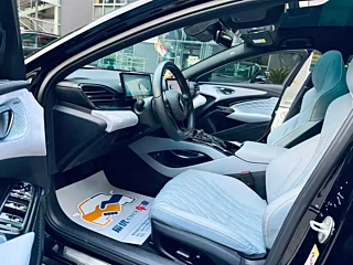 BYD SEAL  2022 YEAR 550KM STANDARD RANGE  EDITION PREMIUM 2022