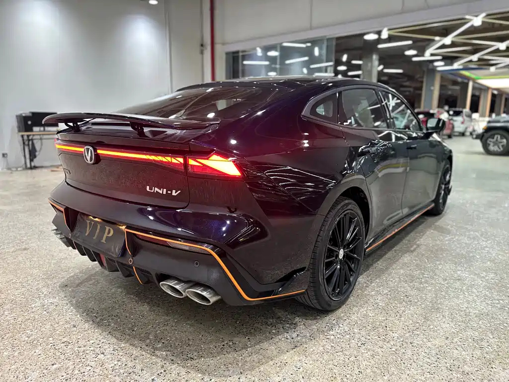 CHANGAN UNI-V 2024