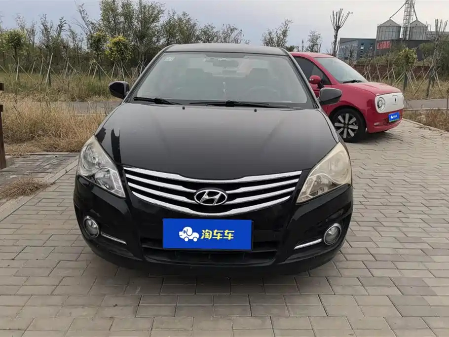 HYUNDAI CELESTA 2015