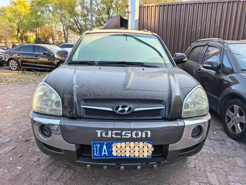 HYUNDAI TUCSON 2012