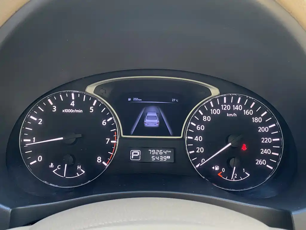 NISSAN TEANA 2019